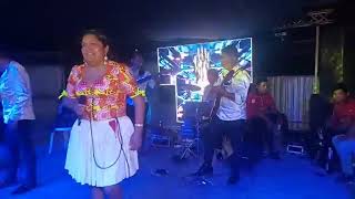 FLORITA VASQUEZ MIX EN VIVO [upl. by Ecnarrot993]