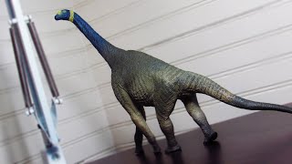 EoFauna Atlasaurus  The Best Dinosaur Figure [upl. by Darnok]