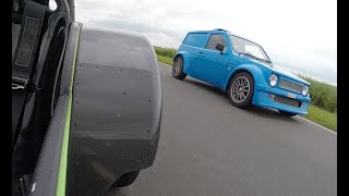 400bhp Reliant Kitten vs Locost Turbo [upl. by Roseanna387]