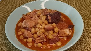 GARBANZOS CON CALLOS DE BARRA [upl. by Yelkreb]