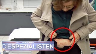 Ekelig Patienten haben juckende Milben unter der Haut  Die Spezialisten  SAT1 TV [upl. by Cahn]