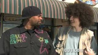 COMEDIAN DERAY DAVIS  BEEF ON THE STREETS FUNNY [upl. by Modeste]