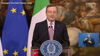 Ucraina Draghi quotSanzioni alla Russia indecenti Indecenti sono i massacriquot [upl. by Tabbitha]