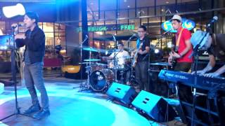 rumahsakit  kuning  Live at Piazza Gandaria City [upl. by Golden789]