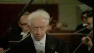 Beethoven Concerto No 3 Mvt 1  Artur Rubinstein 1of2 [upl. by Raynor370]