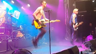 Toy Dolls Nellie The Elephant  Live 2020 [upl. by Thorstein]