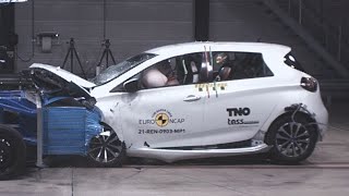 Renault Zoe im Crashtest  ADAC amp Euro NCAP [upl. by Leesen707]