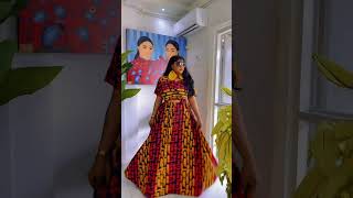 TRÈS BELLE ROBE AFRICAINE EN WAX 2024 [upl. by Ahseinek]