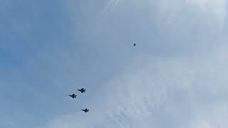 Flypast met missing man formation 4 mei 2023 vliegbasis Soesterberg [upl. by Anelehs]