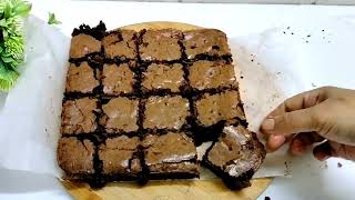 Make intense chocolate brownies with fudgy center using cocoa powder [upl. by Adni]