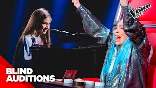 La voce delicata di Sara in “What I Was Made For” di Billie Eilish  The Voice Kids Blind Auditions [upl. by Pearline]