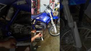 2003 YZ 85 Stuck Kicker Update Easy Fix  will be running soon [upl. by Carissa]