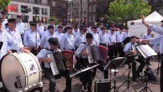 2 Braderie en het Shantykoor de IJsselmannen [upl. by Idnahc361]