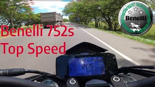 Benelli 752s Top Speed 207 Kmh [upl. by Nakeber910]