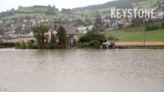 Heftige Regennacht für die Schweiz [upl. by Yrak]