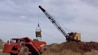 Bay City Dragline loading AC Motor Wagon [upl. by Screens985]