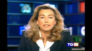 Sequenza pubblicitaria Canale 5 22 maggio 1995 con TG5 PARTE 2  Spot da cassetta VHS [upl. by Gnaig]