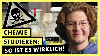 Chemie studieren  Gefährliches Laborpraktikum  alpha Uni [upl. by Mount]