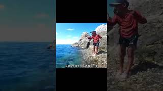 戶外捕魚：小孩哥來到岸邊海釣 釣魚 釣魚的樂趣只有釣魚人懂 原來釣魚才是抖音運動頂流 [upl. by Layne329]