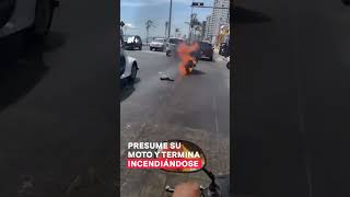 Presume su moto y termina incendiándose en el malecón de Mazatlán nmas shorts [upl. by De Witt]