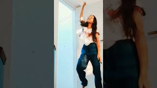 chiggy wiggy song dance  bollywood chiggywiggy Dancewithaishani77 [upl. by Mohorva]