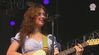 Clairo  Lollapalooza Chile 20190329 [upl. by Tnias]