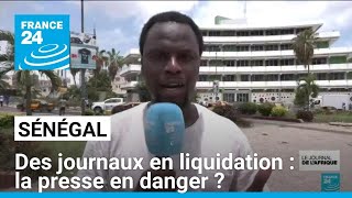 Sénégal  deux quotidiens mythiques ont disparu des kiosques • FRANCE 24 [upl. by Iila689]