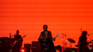 Lenny Kravitz  American Woman 22102014 MOSCOW [upl. by Neerehs]