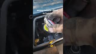 Wrong radiator fitted to forklift needs to be removed and correct one fitted [upl. by Lleval]