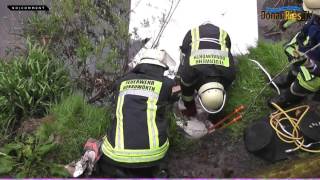 NoComment  Feuerwehr bekämpft Verunreinigung auf Wörnitz Donauwörth [upl. by Daisey]