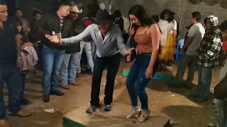 Arriba Pichataro 🤠a Zapatear con Los Jilguerillos del Huerto💃 [upl. by Sarita]