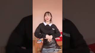 MUZZING DANCE P2  HOT TIKTOK  2021 [upl. by Nomi]