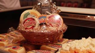 Guggisberg Cheese  Cheese Trays amp Gift Baskets [upl. by Mcgray]