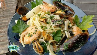 Ricetta Spaghetti allo scoglio con pesci surgelati [upl. by Clarey769]