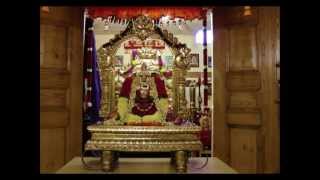 Devotional Carnatic Krithi on Sri Mahalakshmi  quotMahalakshmi Karuna Rasaquot Muthuswami Dikshitar [upl. by Hamish]