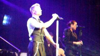 Ronan Keating live in Hamburg 300310  Winter song [upl. by Annoyed]