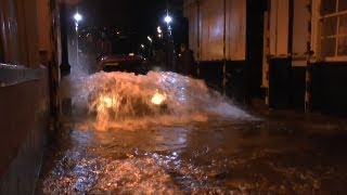 LOWER FERRY HIGH TIDE CARS IN WATER DARTMOUTH UK OCT 17th 2012 [upl. by Ardnossac116]