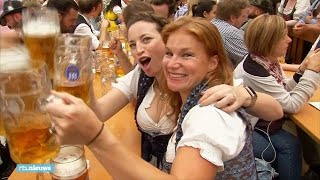 Jetzt geht’s los zo genieten de bezoekers van Oktoberfest  RTL NIEUWS [upl. by Ethben]