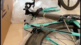 Bianchi Oltre XR4  emotional unboxing [upl. by Eniamret]