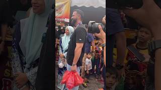 Sharnaaz Ahmad Pergi Bazar Ramadhan [upl. by Nirek]