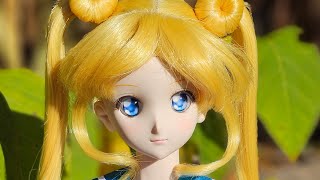 Box Opening Volks Dollfie Dream Sailor Moon [upl. by Okier652]