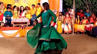 বিয়ে বাড়িতে মেয়েটির অসাধারণ নাচ  New Wedding Dance Performance  Dj Sravanthi  ABC Media [upl. by Ailekahs959]