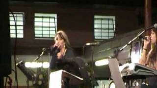 Yesenia Flores canta JesusCristo [upl. by Ynnek10]