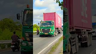 Hino Wing Box and Container Trucks in Jalingkut Tegal hino containertruck [upl. by Wilonah]