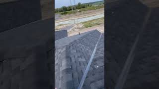 roofing roof construction roofer usa contruccion viralvideo humor roofinglife [upl. by Doralynn]