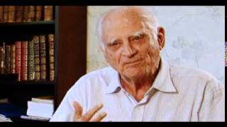 Interview de Michel Serres sur lautorité [upl. by Allemap]