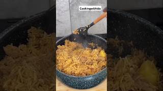 Pilau lovers here you go food cooking [upl. by Hgielah85]