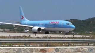 Take off  Boeing 737800 taking off on short runway in Skiathos scary aircraft blast In HD [upl. by Nosidda]