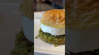 Baklava Burger Karaköy Güllüoğlu İstanbul [upl. by Adnat636]