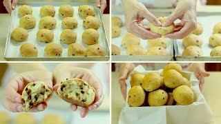 PANGOCCIOLI FATTI IN CASA RICETTA FACILE  Homemade Chocolate Chip Buns Easy Recipe [upl. by Ennaeilsel]